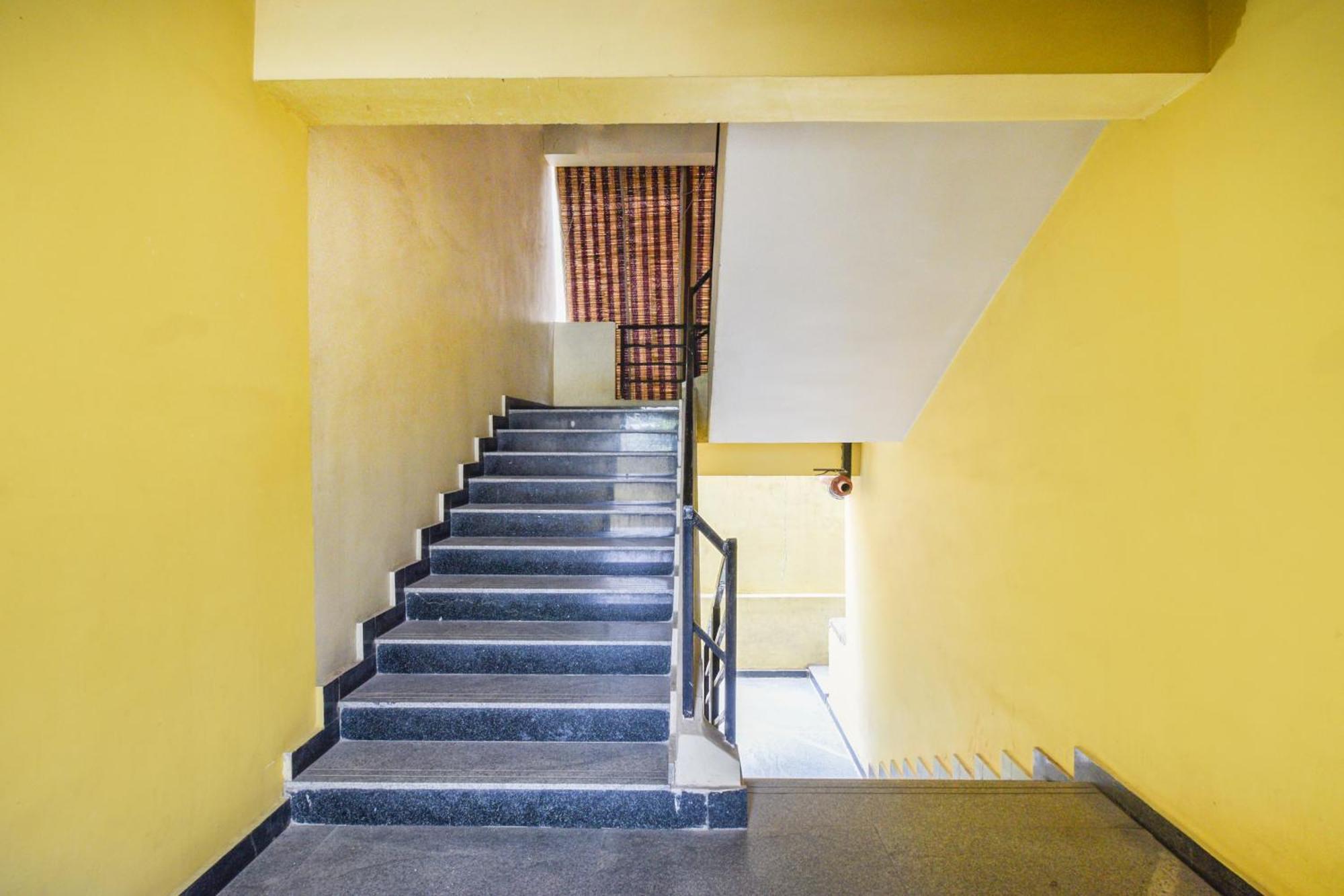 Hotel O Lucky Grand Haidarábád Kültér fotó