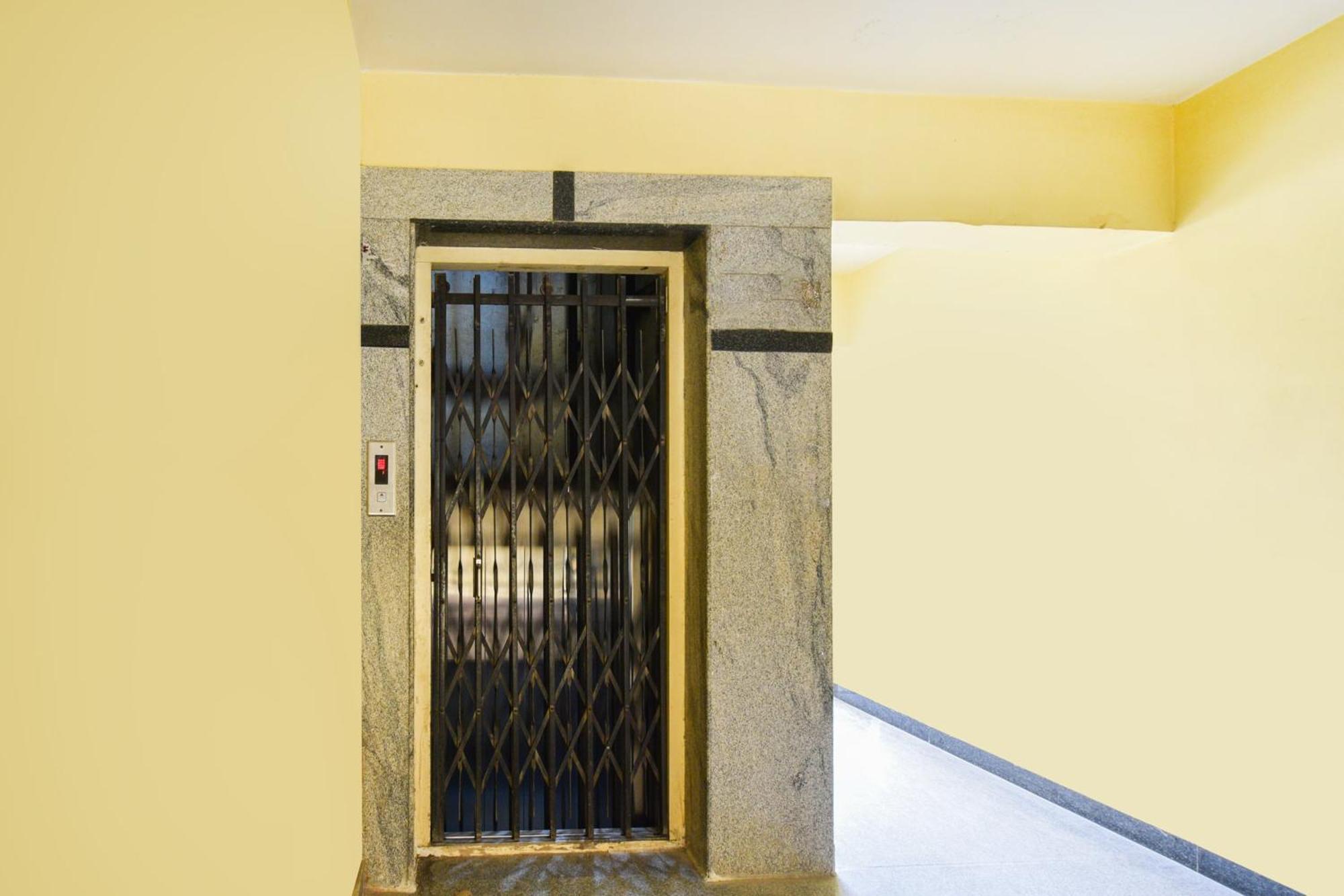 Hotel O Lucky Grand Haidarábád Kültér fotó